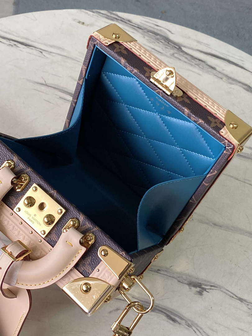 LV M13127 Louis Vuitton LV x TM Mini Square Trunk Monogram