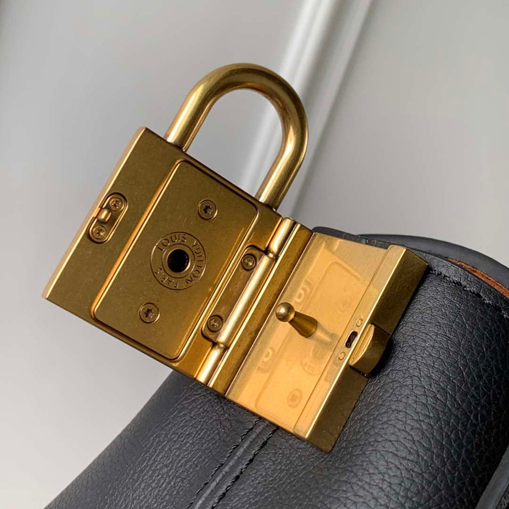LV M13148 Louis Vuitton Low Key Messenger Bag Black