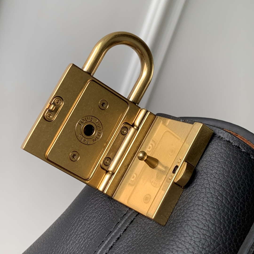 LV M13148 Louis Vuitton Low Key Messenger Bag Black - Default Title - View 13