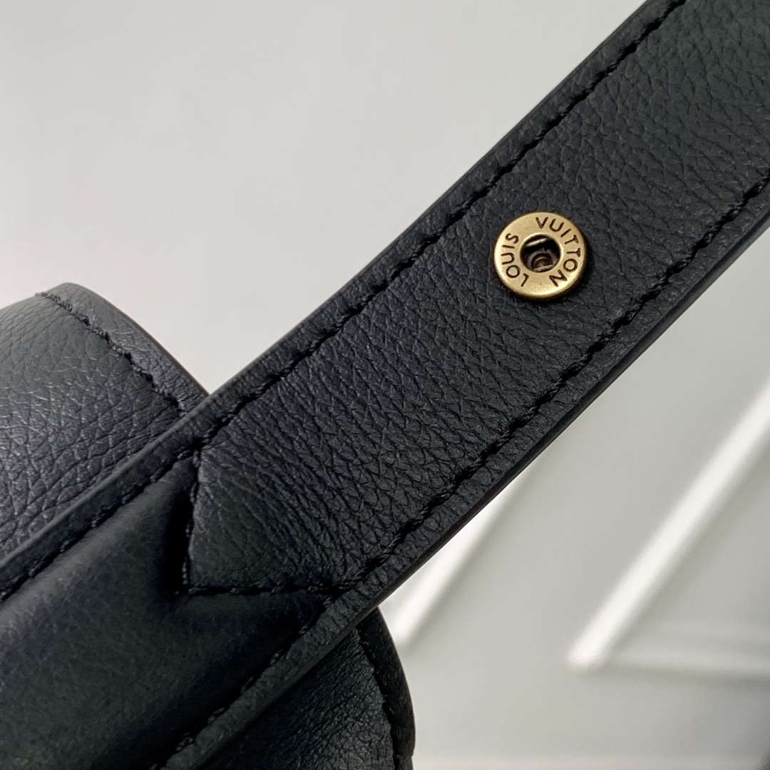 LV M13148 Louis Vuitton Low Key Messenger Bag Black