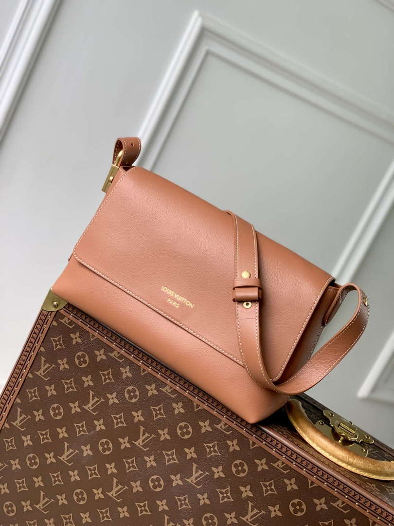 LV M13151 Louis Vuitton Low Key Messenger Bag Cognac Brown