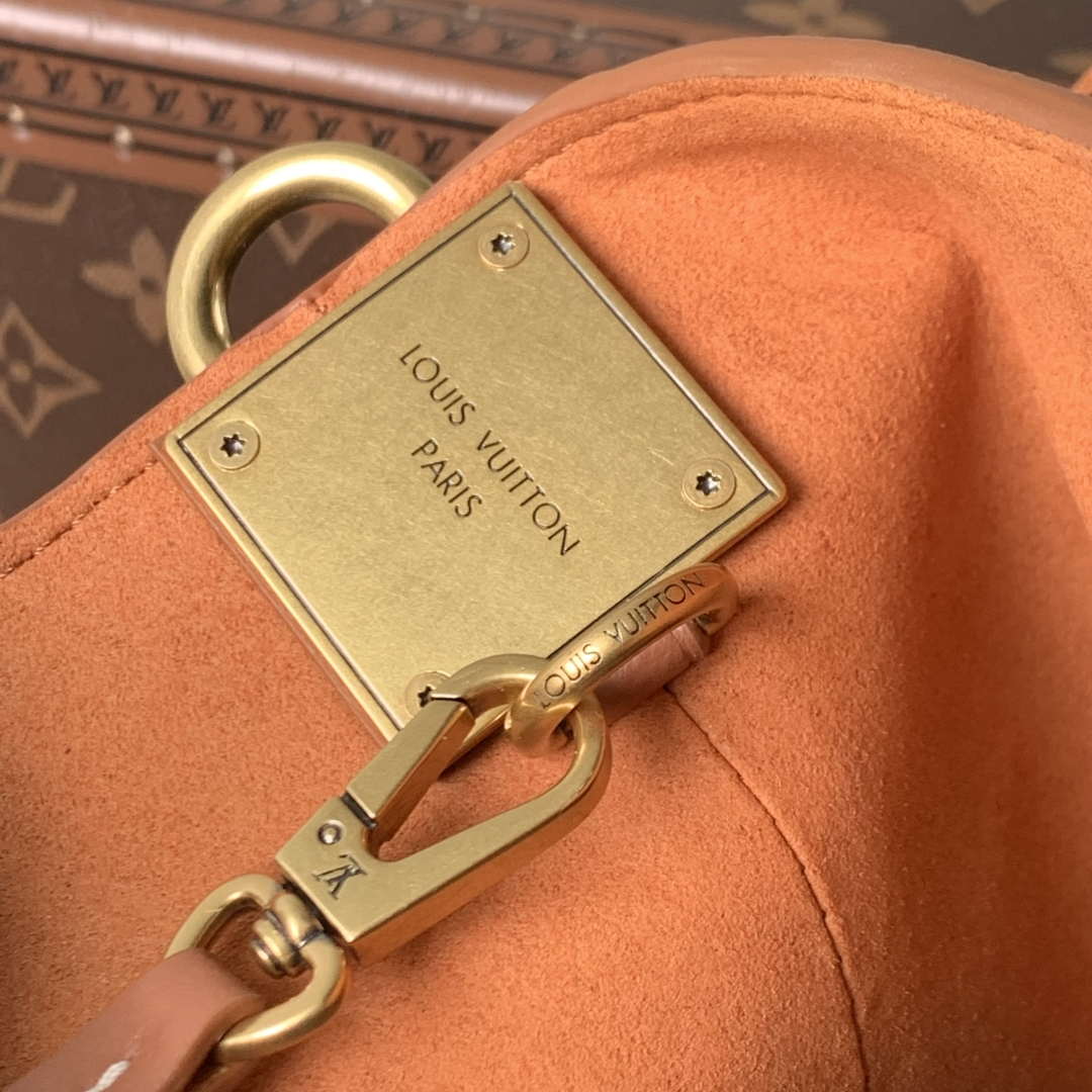 LV M13151 Louis Vuitton Low Key Messenger Bag Cognac Brown