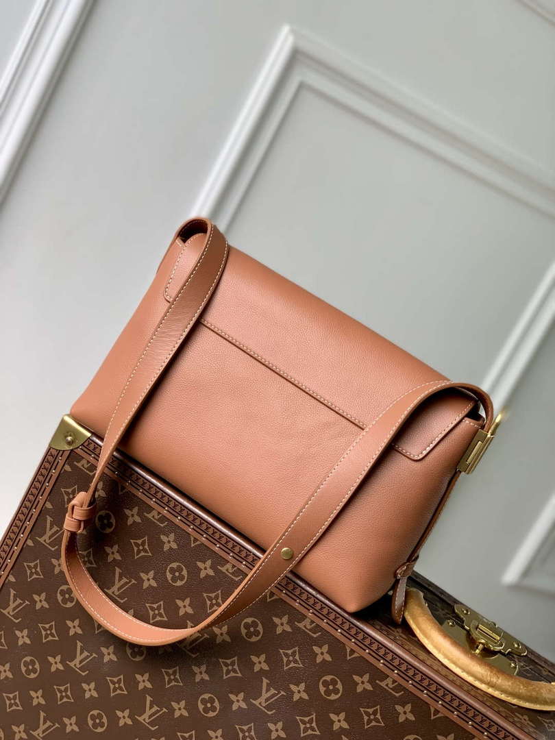 LV M13151 Louis Vuitton Low Key Messenger Bag Cognac Brown