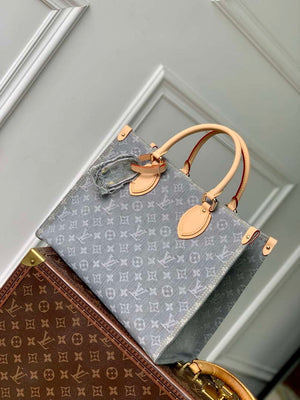LV M13189 Louis Vuitton OnTheGo MM Bag Washed Gray - Default Title - View 2