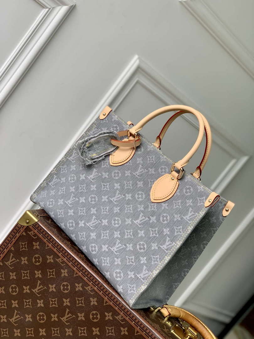 LV M13189 Louis Vuitton OnTheGo MM Bag Washed Gray