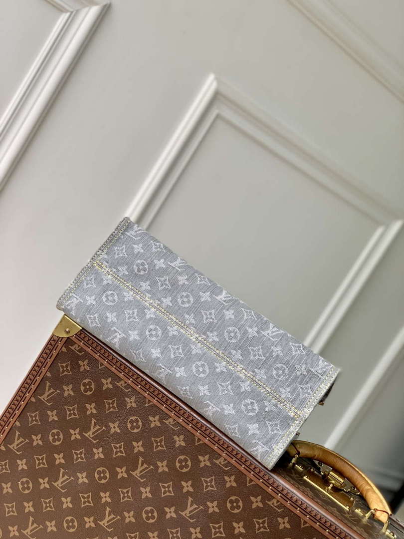 LV M13189 Louis Vuitton OnTheGo MM Bag Washed Gray
