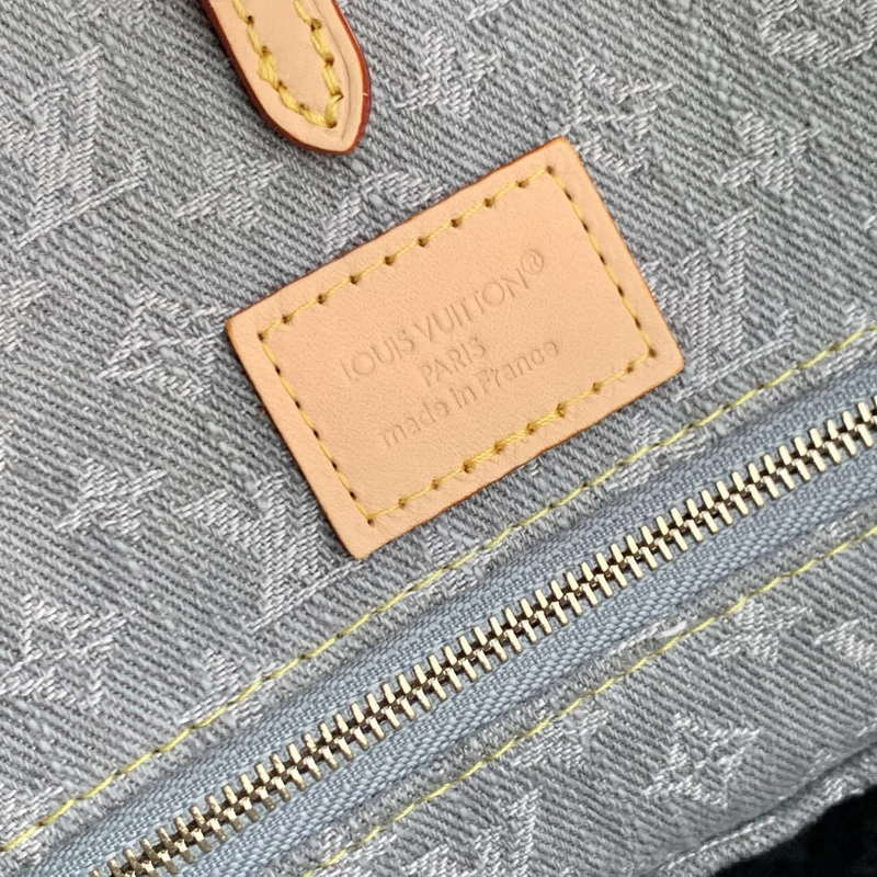 LV M13189 Louis Vuitton OnTheGo MM Bag Washed Gray - Default Title - View 8