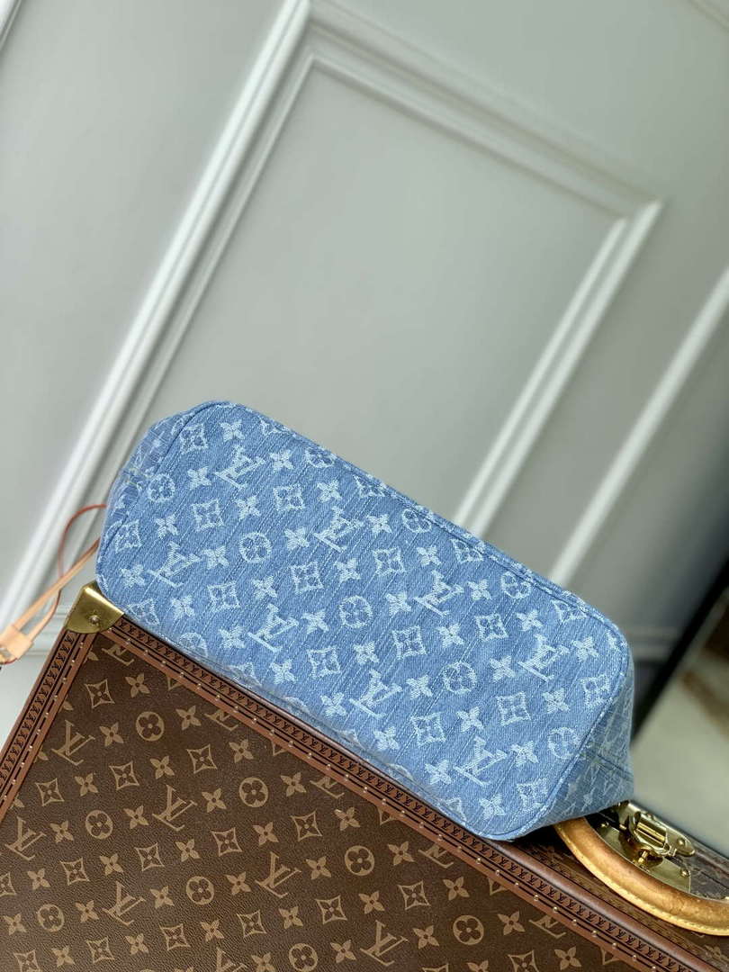 LV M13192 Louis Vuitton Neverfull MM Tote Bag Denim Blue - Default Title - View 4