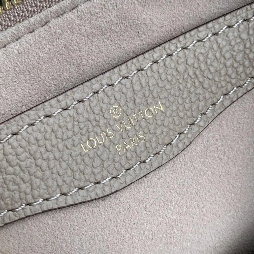 LV M13224 Louis Vuitton Boulogne PM Bag Tourterelle / Cr¨¨me