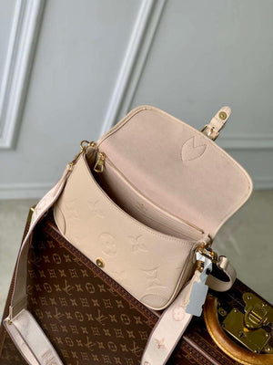 LV M13231 Louis Vuitton Diane Handbag Sand - Default Title - View 9