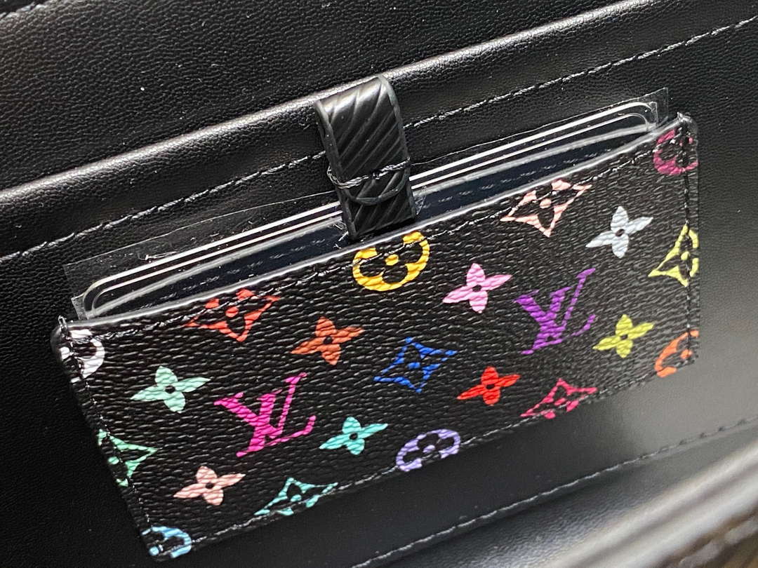 LV M13243 Louis Vuitton LV x TM Twist MM Slim Epi Leather Black