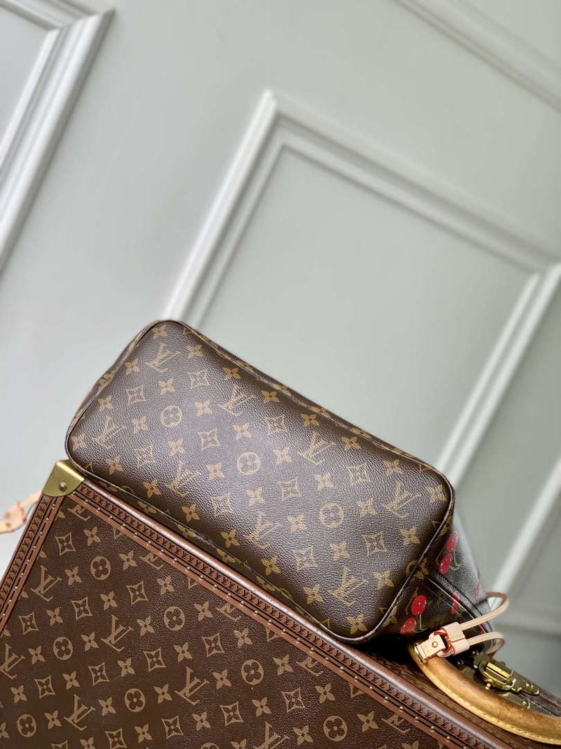LV M13263 Louis Vuitton LV x TM Neverfull MM Handbag Monogram