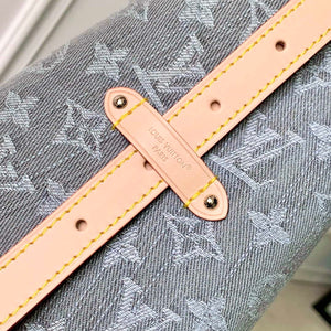 LV M13289 Louis Vuitton CarryAll MM Bag Monogram Washed Gray - Default Title - View 6
