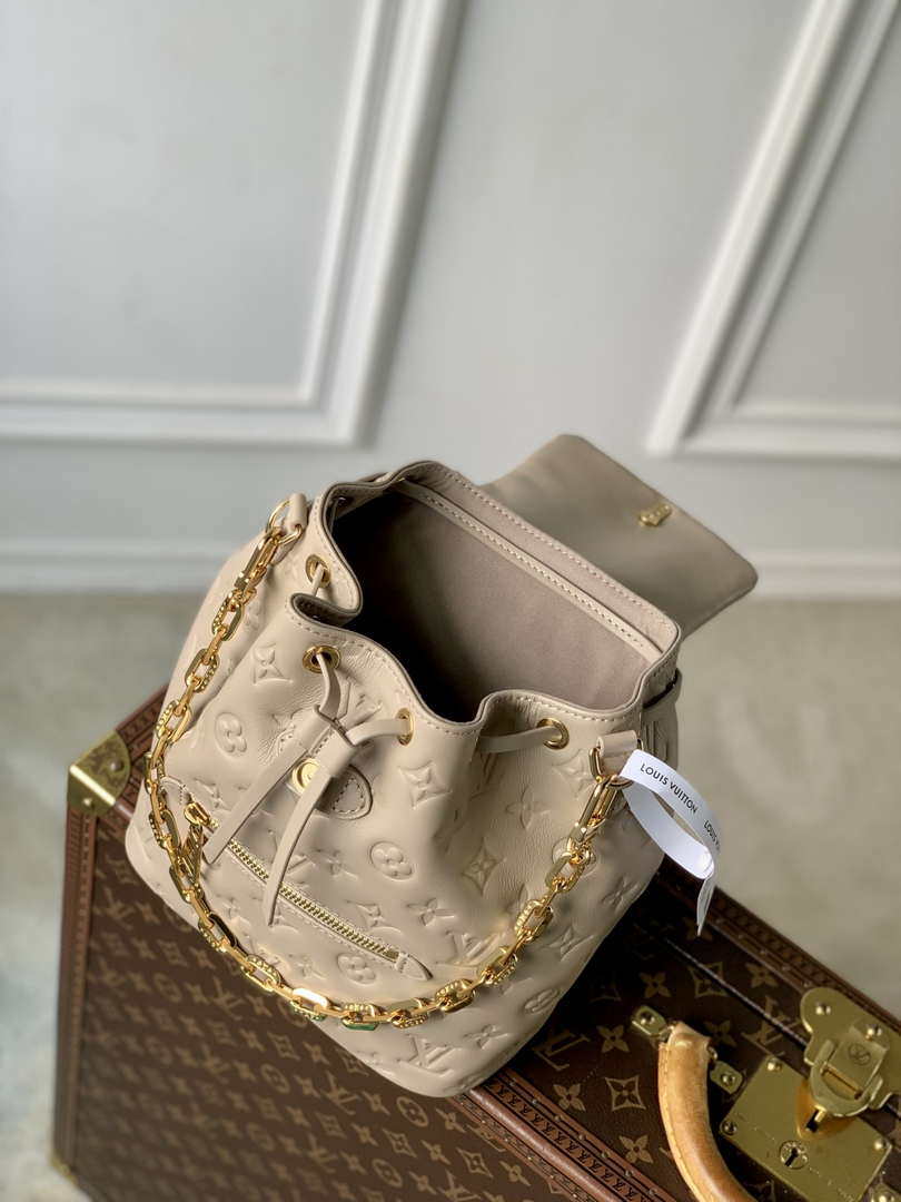 LV M13358 Louis Vuitton Coussin Backpack PM Galet