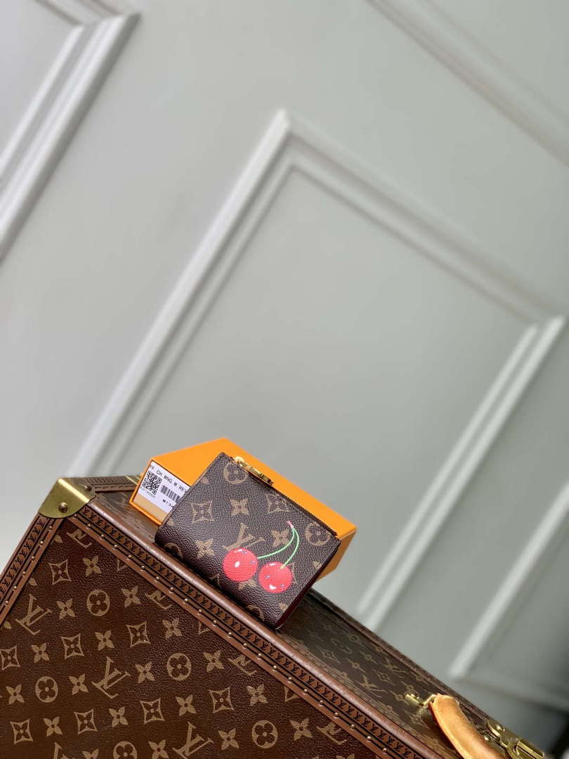 LV M13420 Louis Vuitton LV x TM Lisa Wallet