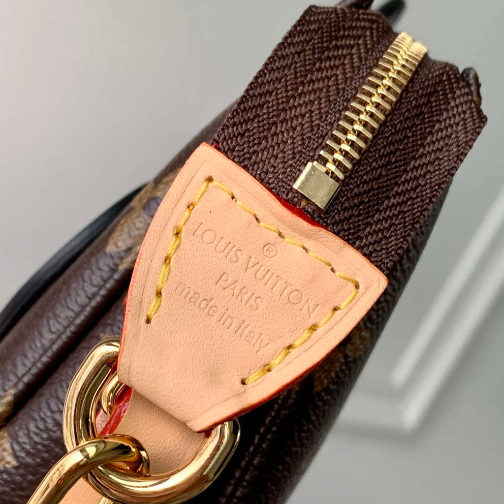 LV M13440 Louis Vuitton LV x TM Pochette Accessoires