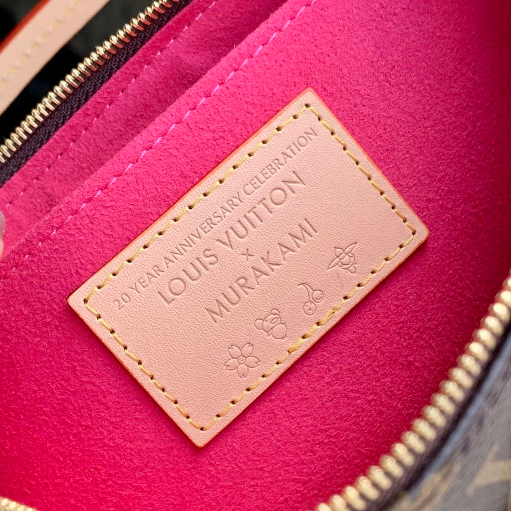 LV M13440 Louis Vuitton LV x TM Pochette Accessoires