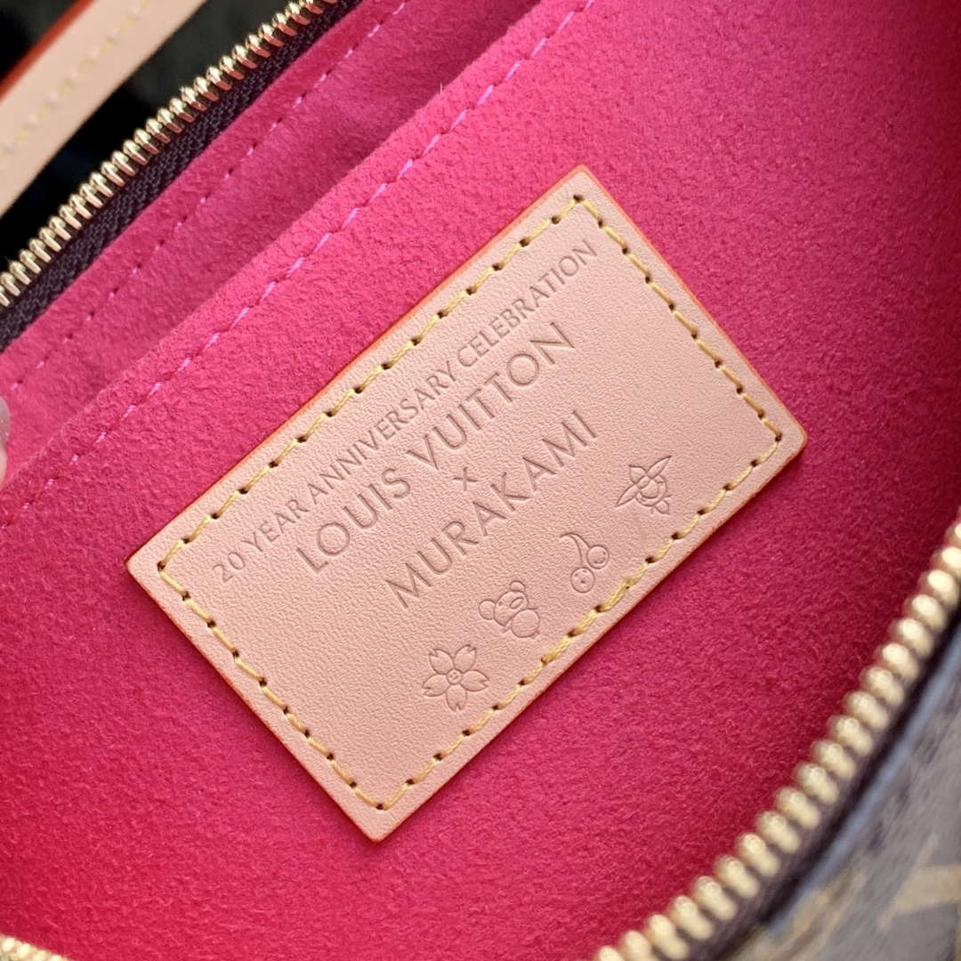 LV M13440 Louis Vuitton LV x TM Pochette Accessoires