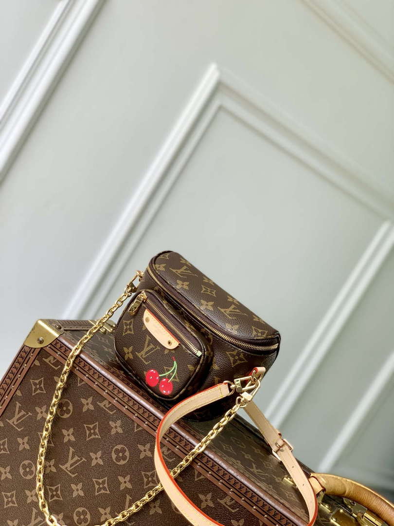 LV M13449 Louis Vuitton LV x TM Mini Bumbag