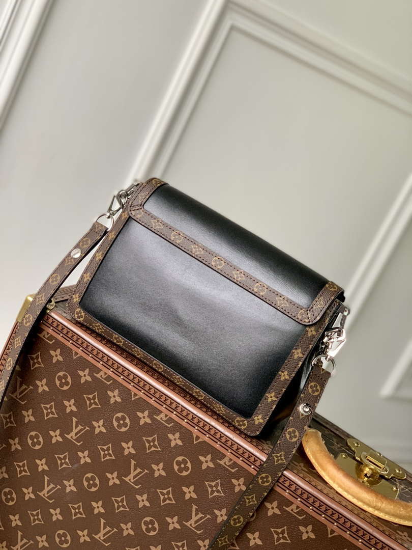 LV M13450 Louis Vuitton Dauphine Soft MM LV Vibe