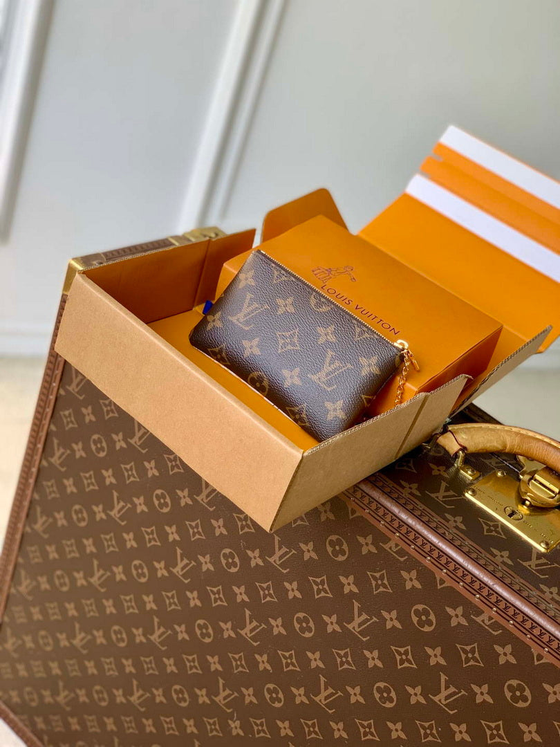 LV M13559 Louis Vuitton Key Pouch S