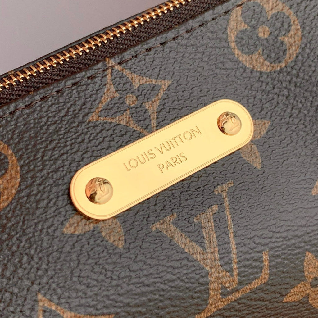 LV M13567 Louis Vuitton Pochette Eva Bag