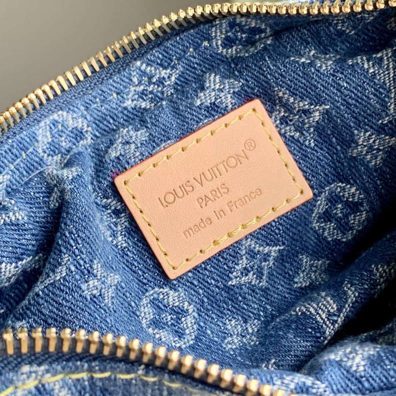 LV M13571 Louis Vuitton Pochette Valley Bag Denim Blue