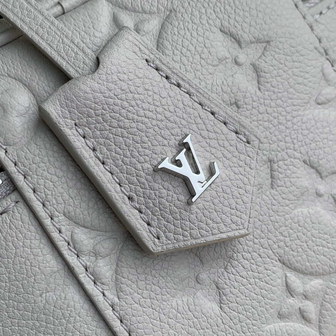 LV M13593 Louis Vuitton Vanity Chain Pouch Bag Brume Gray