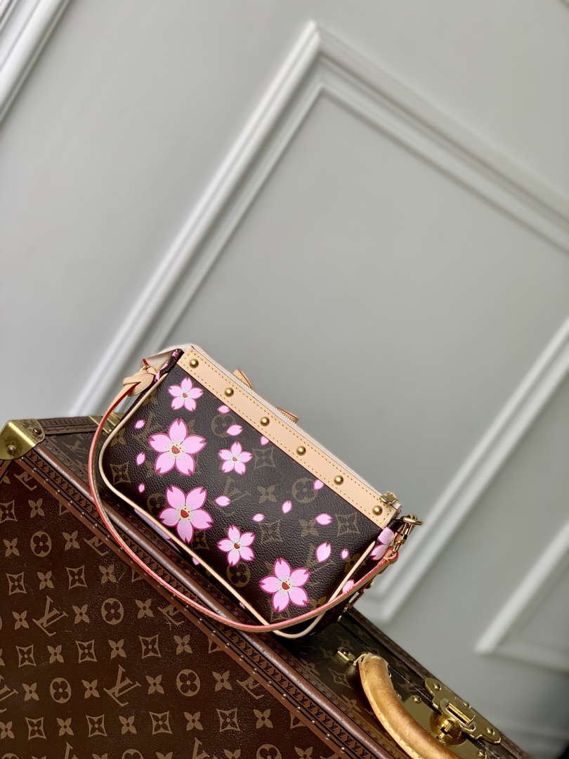 LV M13666 Louis Vuitton LV x TM Pochette Accessoires Monogram