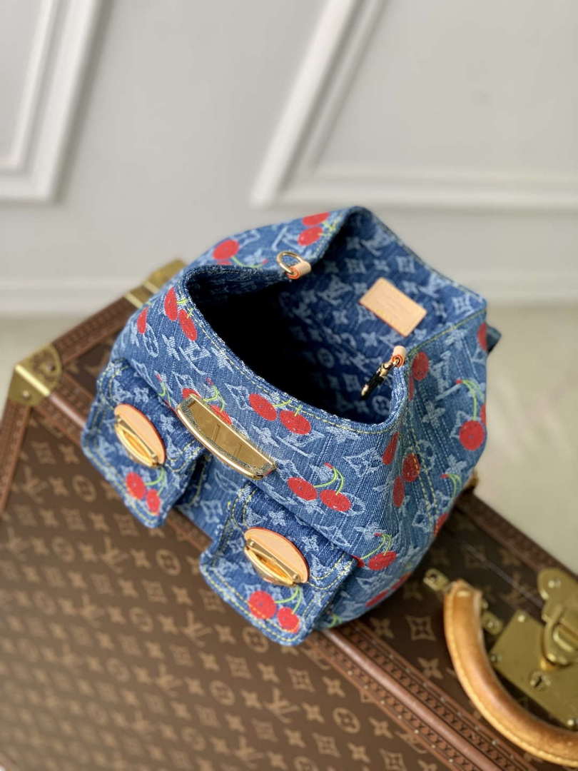LV M13679 Louis VuittonLV x TM Venice NM Backpack