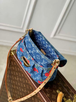LV M13680 Louis Vuitton LV x TM Sunset Handbag - Default Title - View 9
