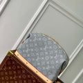LV M13750 Louis Vuitton Cosmetic Pouch GM Bag Cloudy Gray - Default Title - View 1