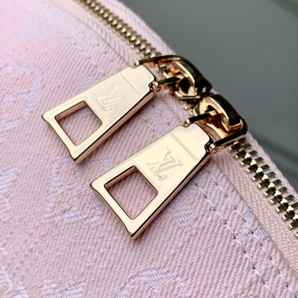 LV M13750 Louis Vuitton Cosmetic Pouch GM Bag Pink