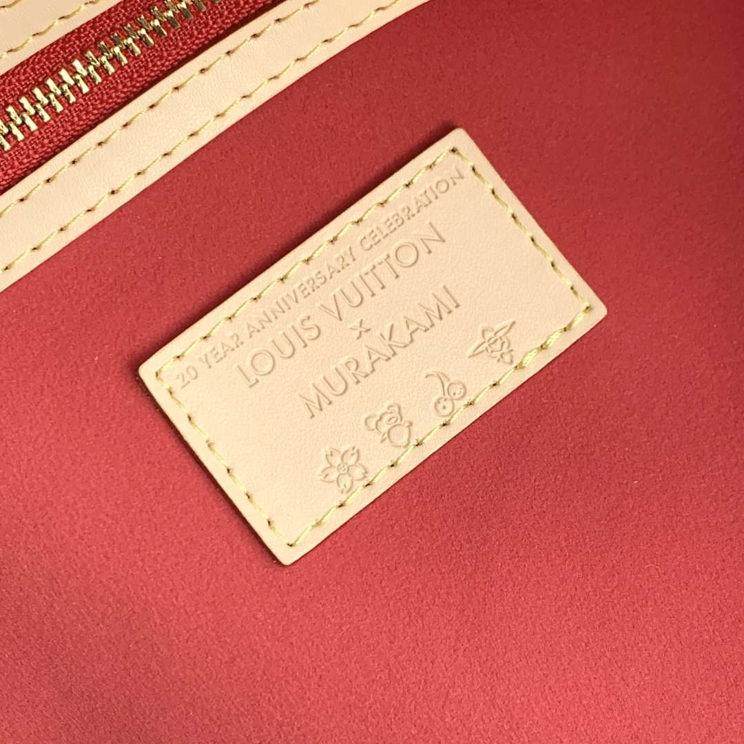 LV M13764 Louis Vuitton LV x TM Keepall Bandouliere 45 Bag White