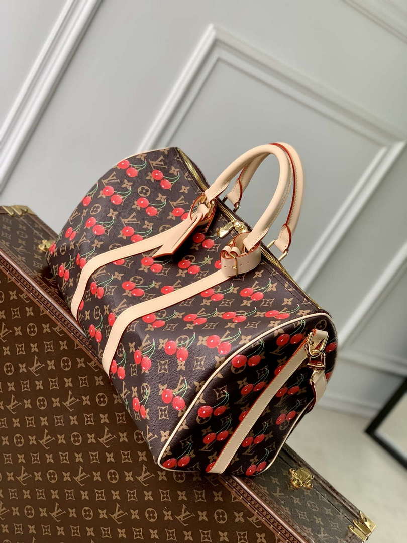 LV M13764 Louis Vuitton LV x TM Keepall Bandouliere 45 Bag