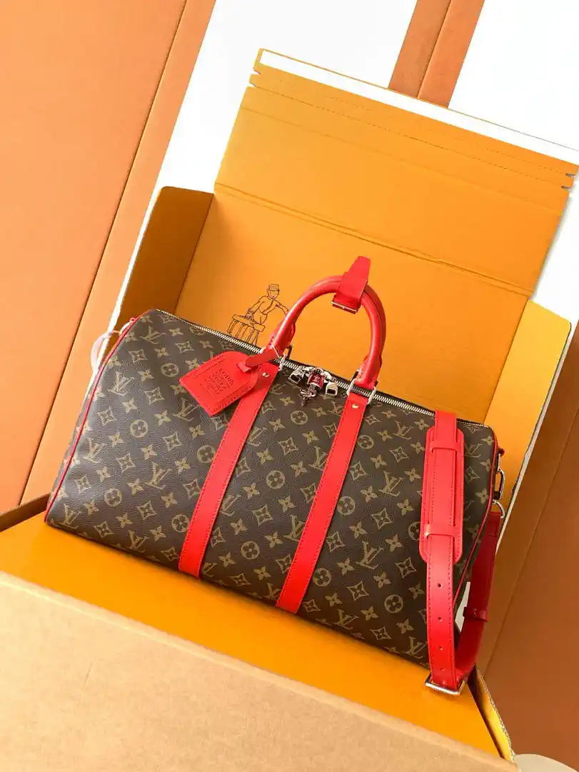 LV M13808 Louis Vuitton Keepalll Bandouliere 45 Sari Red