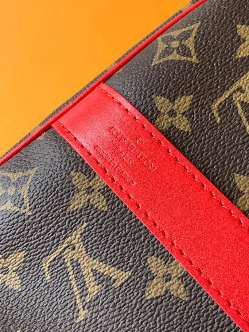 LV M13808 Louis Vuitton Keepalll Bandouliere 45 Sari Red