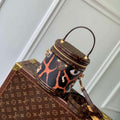 LV M13846 Louis Vuitton Bolsa Cannes Bag Outros Canvas Monogram - Default Title - View 1