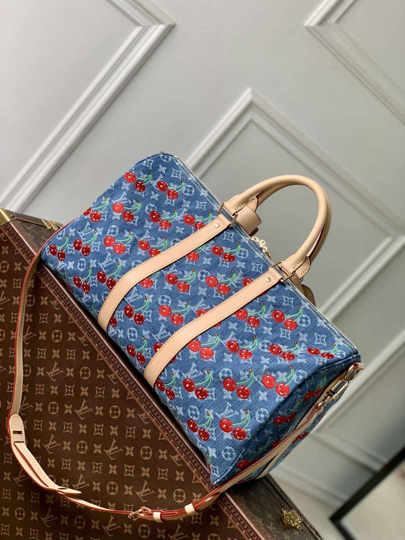LV M13875 Louis Vuitton LV x TM Keepall Bandouliere 45 Bag