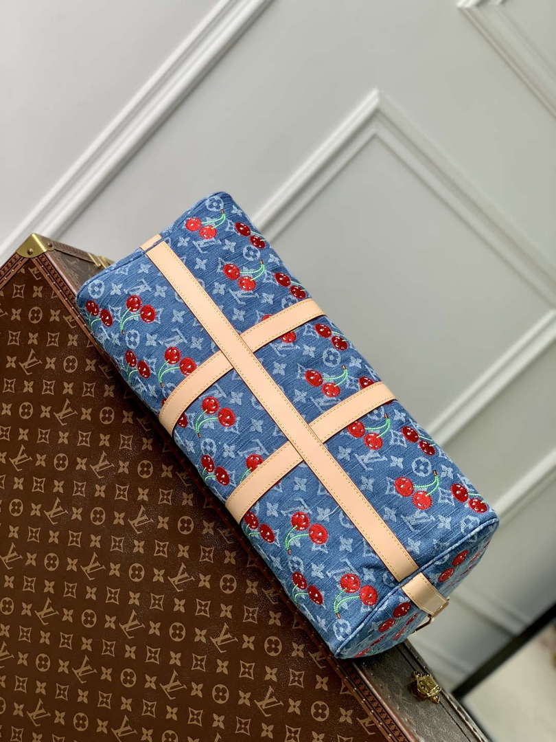 LV M13875 Louis Vuitton LV x TM Keepall Bandouliere 45 Bag