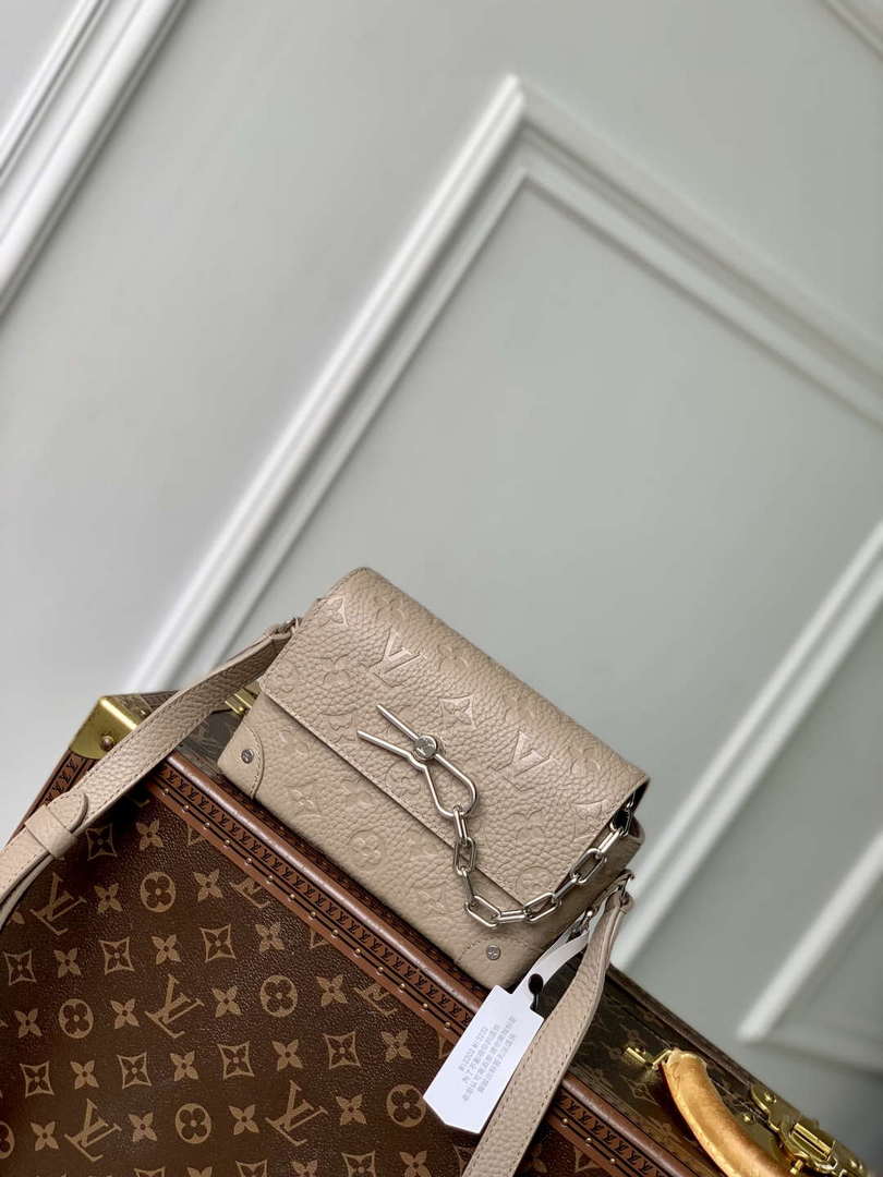 LV M13889 Louis Vuitton Steamer Wearable Wallet New Gray