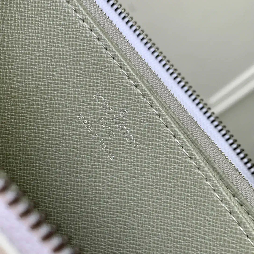 LV M13908 Louis Vuitton Zippy Wallet Monogram Empreinte White