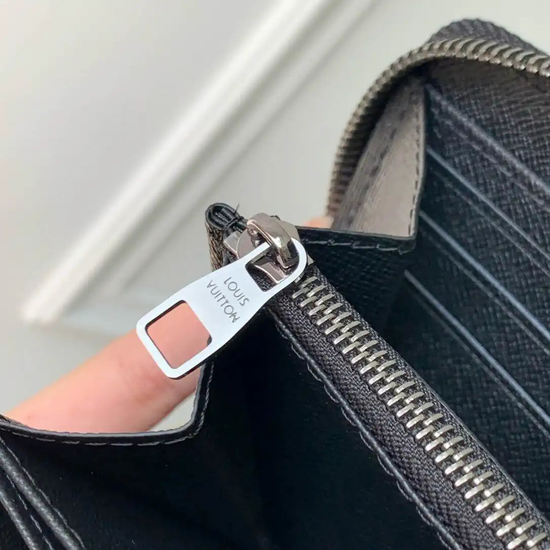 LV M13908 Louis Vuitton Zippy Wallet Monogram Empreinte Black