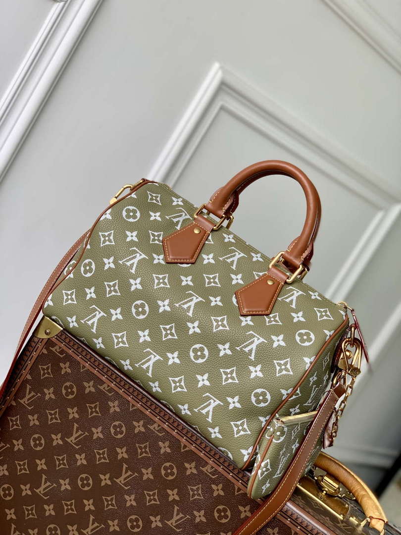 LV M13914 Louis Vuitton Speedy P9 Bandouliere 30 Bag Tail grass green