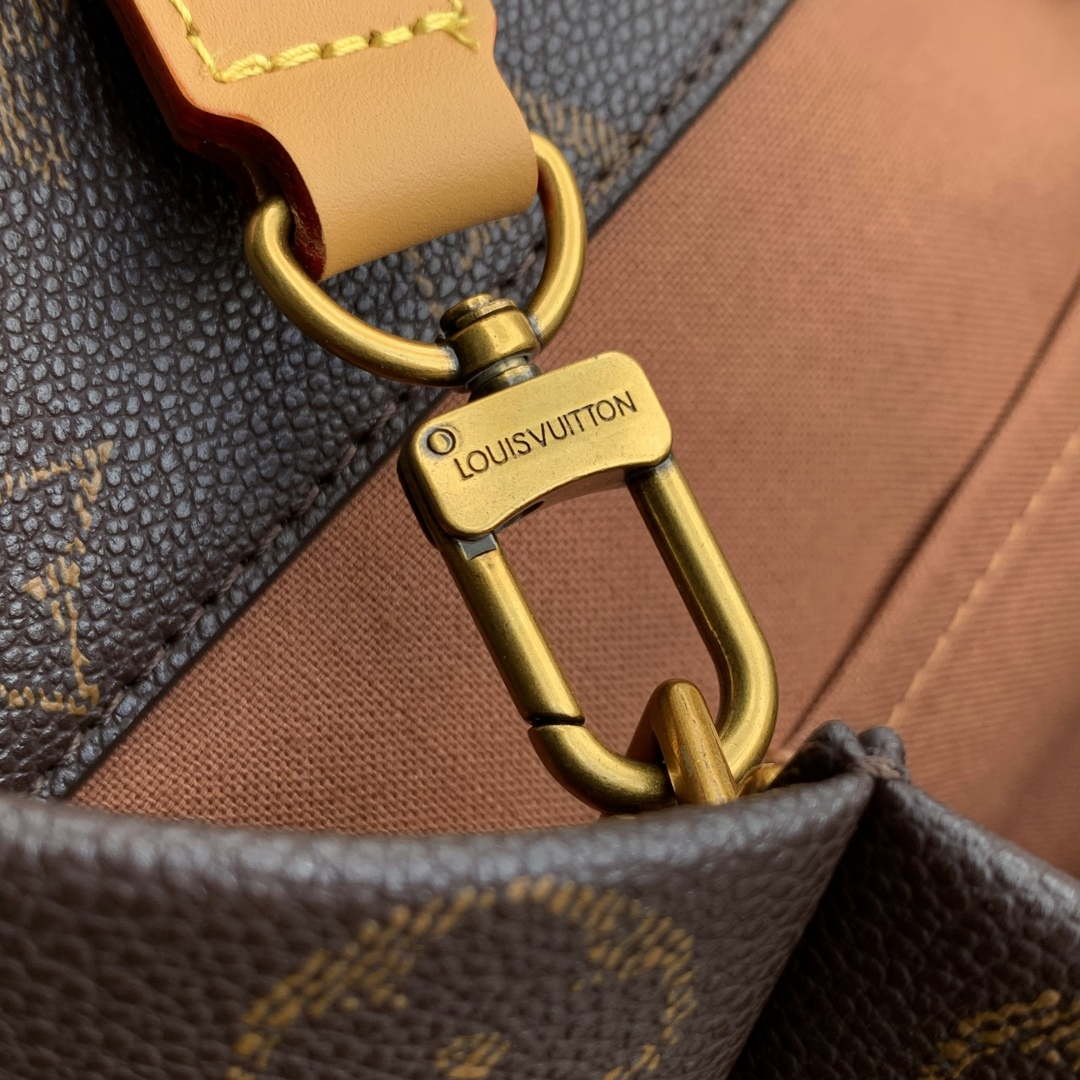LV M13928 Louis Vuitton Shopper Tote MM Bag