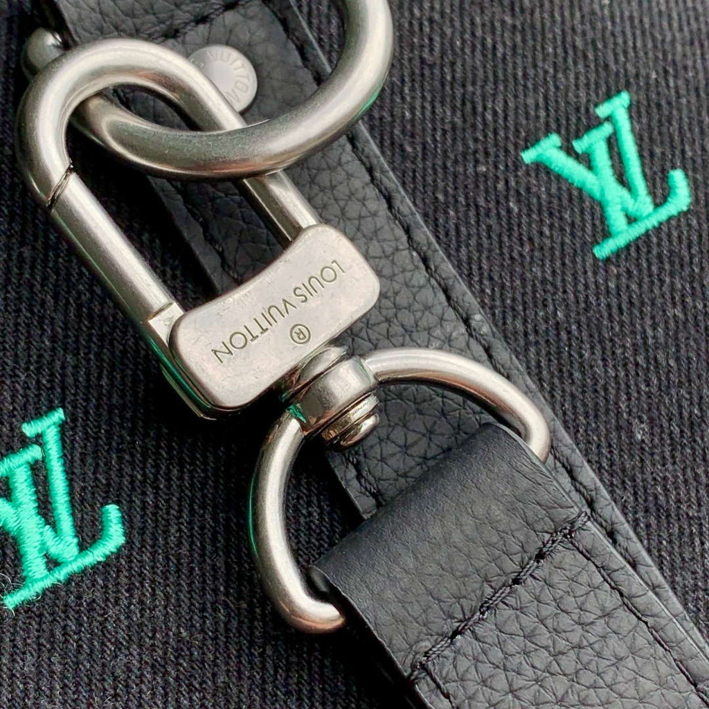 LV M13966 Louis Vuitton Keepall Bandouliere 50 Bag Gradient Blue