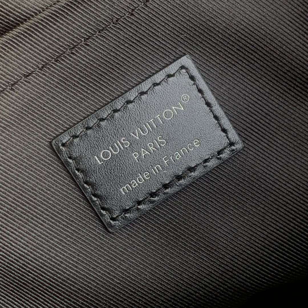 LV M13985 Louis Vuitton No¨¦ Cargo Small Bucket-style Bag Black