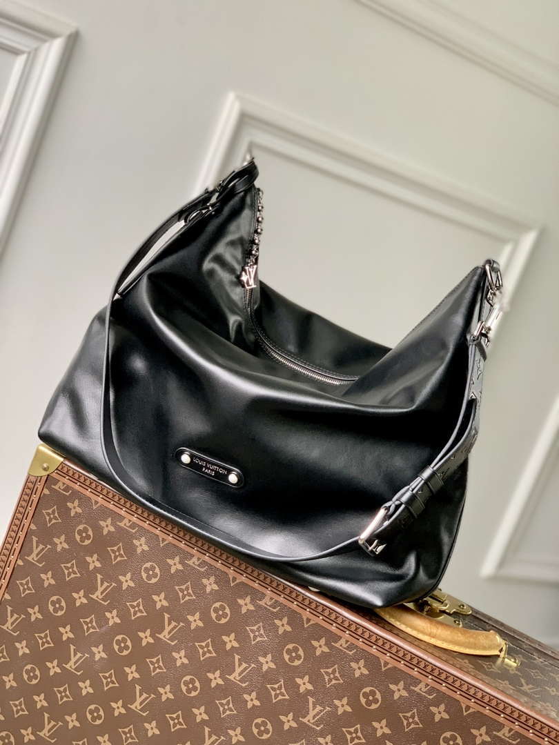 LV M13986 Louis Vuitton Vagabond Hobo Bag Black LV Night