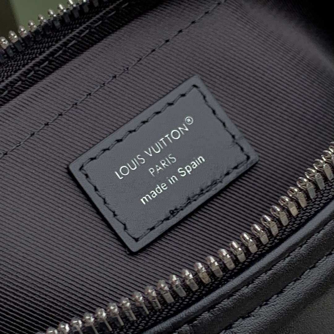 LV M13988 Louis Vuitton Keepall Cargo Bandouliere 25 Bag Black