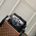 LV M13989 Louis Vuitton Cargo Wearable Wallet Black
